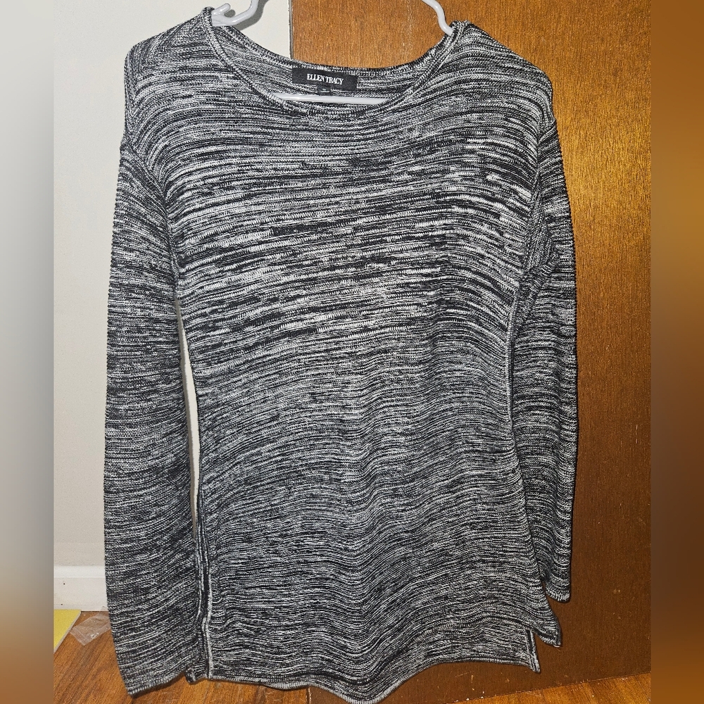 Ellen Tracy Women's Black and Gray Long Sleeve Top Size Small